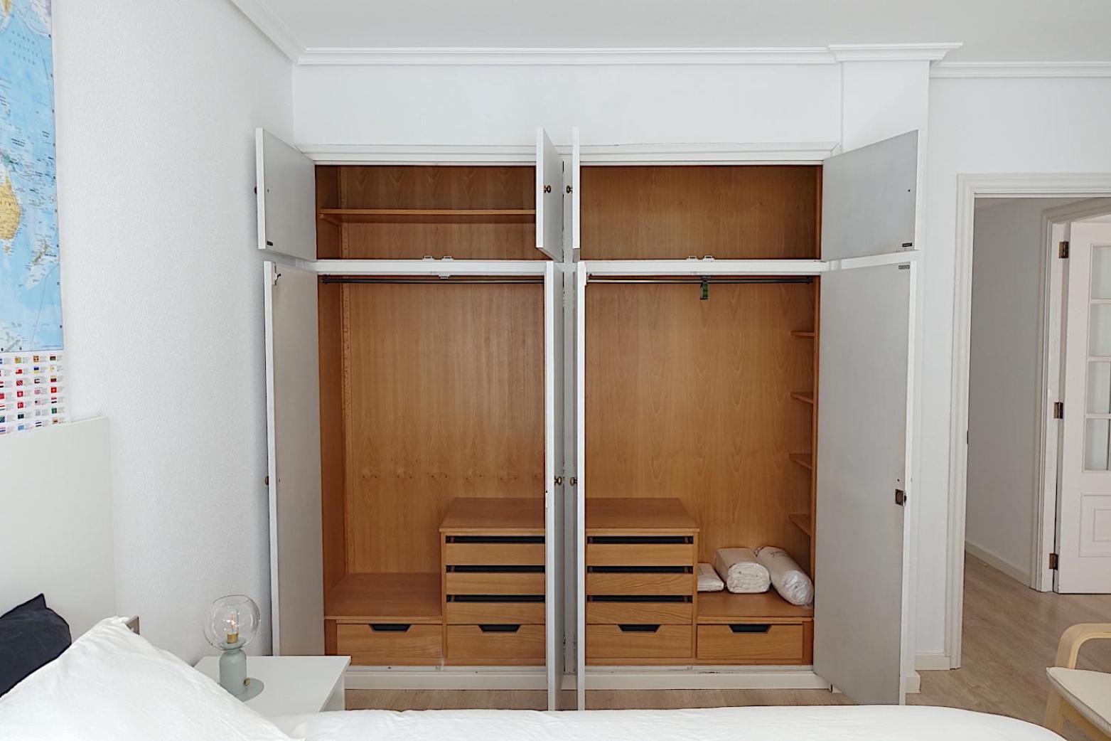 Piso Centrico De 5 Con Garaje En Apartamento Vigo